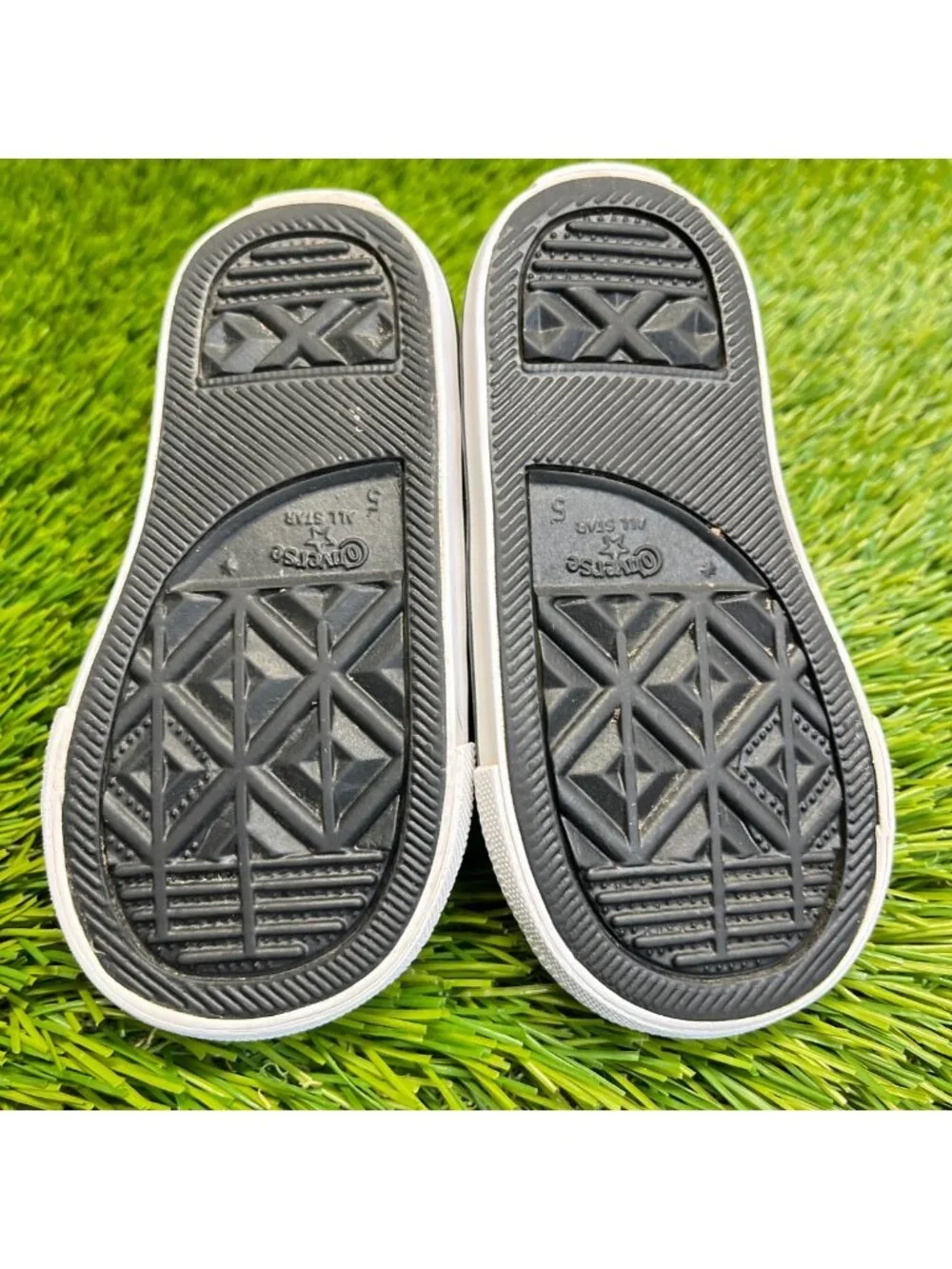 Converse Chuck Taylor All Star 2V Toddler Size 5C Black Athletic Shoes Sneakers